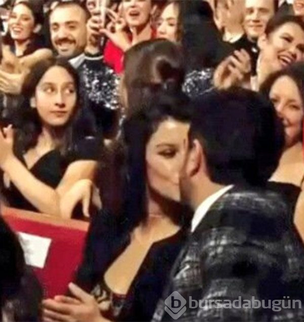 Kenan Doğulu-Beren Saat'in Altın Kelebek mutluluğu
