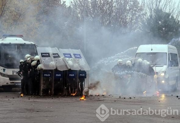 Çevik Kuvvet polislerinin eğitimleri filmleri aratmadı
