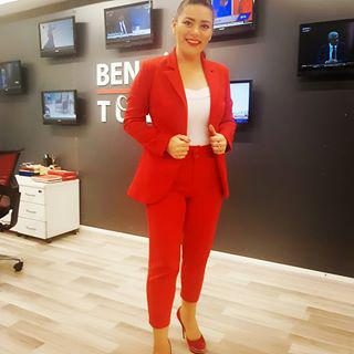 Sunucu Özlem Üzenir boşandı

