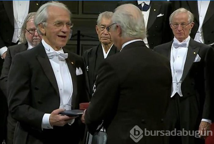 Nobel Ödülleri sahiplerine törenle verildi
