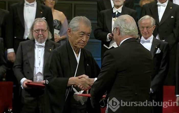 Nobel Ödülleri sahiplerine törenle verildi
