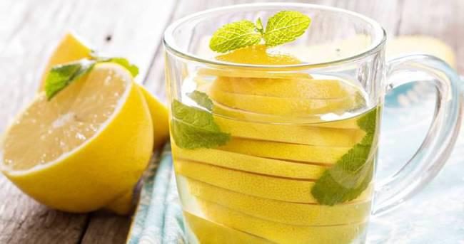 Her gün 1 bardak limonlu su ve 11 faydası!
