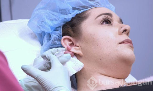 Kulaklarını deldirdi, hayatı kabusa döndü!
