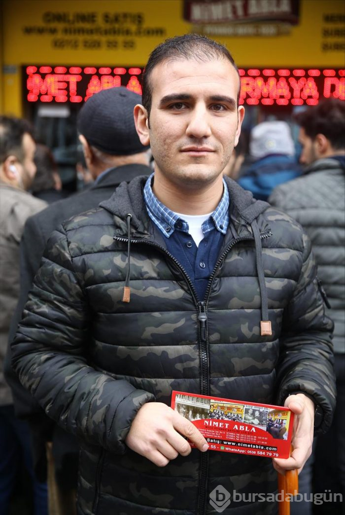 Büyük ikramiye için yılbaşı biletlerine yoğun ilgi
