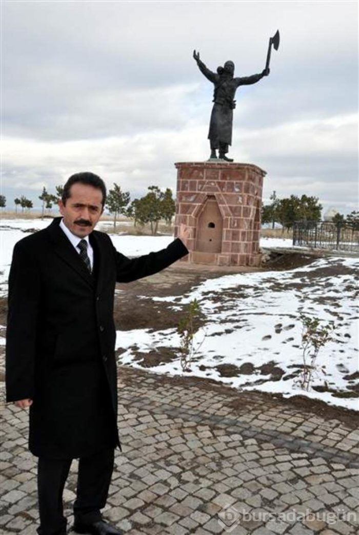 Nene Hatun heykelindeki 24 yıllık hata düzeltildi
