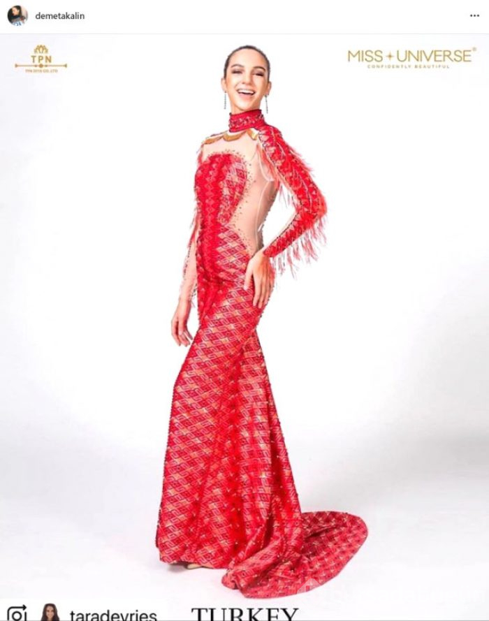 Demet Akalın, Miss Universe'de yarışacak olan Türkiye güzeline destek vermeyenlere tepki gösterdi
