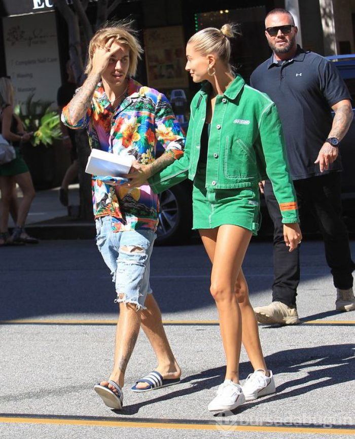 Hailey Baldwin'den sosyal medya itirafı
