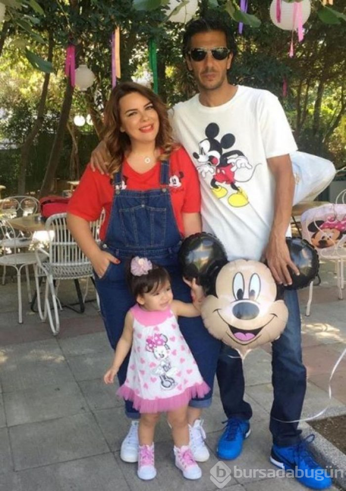 Ünlü çiftten kötü haber! 6 yıllık birliktelik bitti

