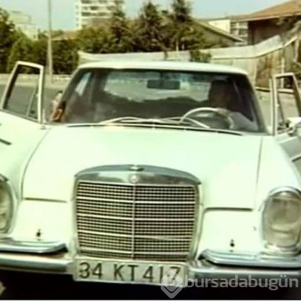 Yıllardır izini arıyorlardı! Ünlü ve yönetmenin aracı bulundu ama...
