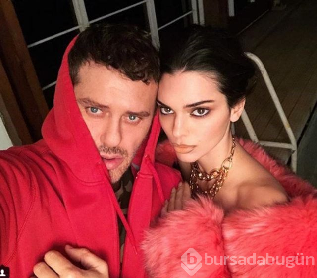 Mert Alaş'tan Kendall Jenner'a: Ölüm bizi ayırıncaya dek seni seveceğim