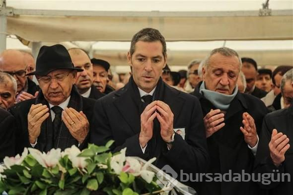 Ünlü iş adamı Ali Raif Dinçkök son yolculuğuna uğurlandı
