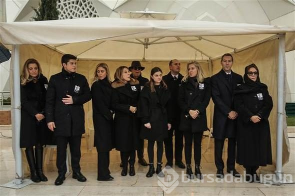 Ünlü iş adamı Ali Raif Dinçkök son yolculuğuna uğurlandı
