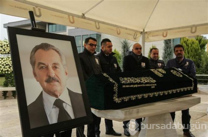 Ünlü iş adamı Ali Raif Dinçkök son yolculuğuna uğurlandı
