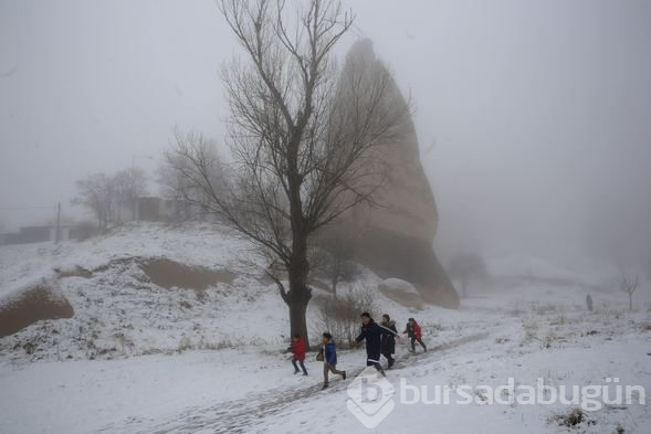 Kapadokya'da sis ve kar güzelliği...