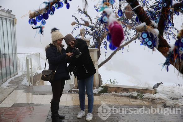 Kapadokya'da sis ve kar güzelliği...
