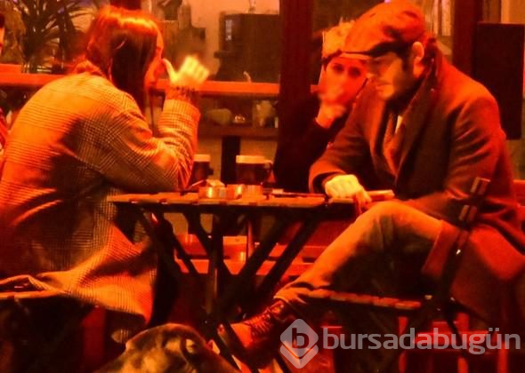 'Görüyorsunuz kız arkadaşım'

