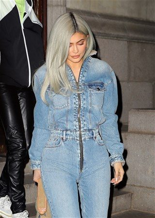 Kylie Jenner'dan yılbaşı pozu
