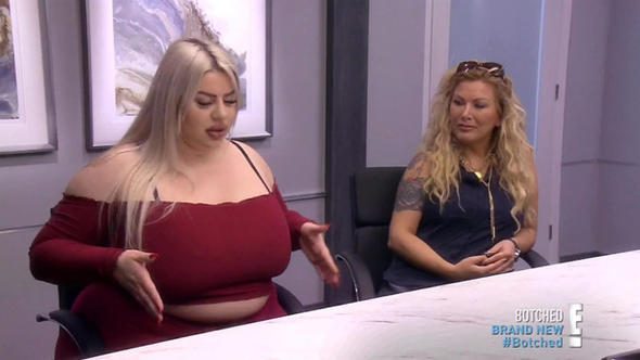 Sandalyeler kırıldı ama yine de vazgeçmem!