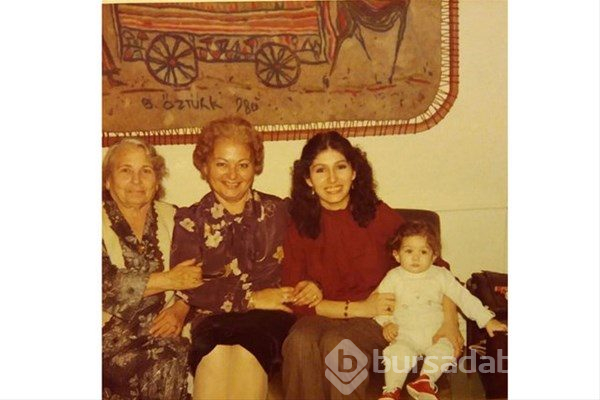 Ünlülerin çocuklukları
