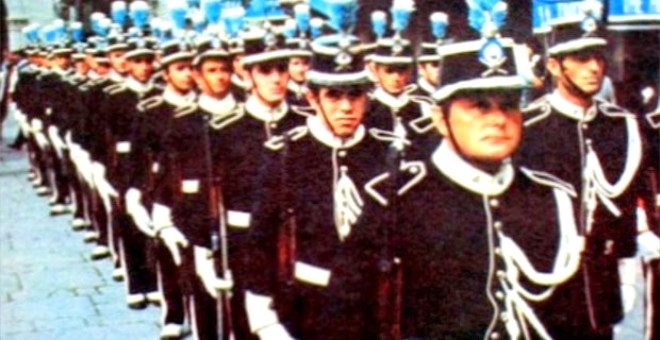 Tartışmasız Dünyanın en tuhaf 5 ordusu