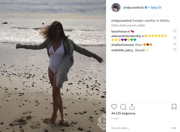 Cindy Crawford'dan 52 yaş pozu
