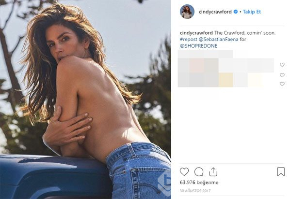 Cindy Crawford'dan 52 yaş pozu
