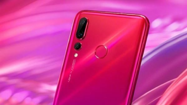 48 megapiksel kameralı Huawei Nova 4 tanıtıldı! İşte fiyatı ve özellikleri