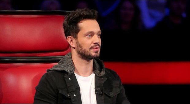 Papağana işkence videosu yayımlayan Murat Özdemir'e tepki yağdı