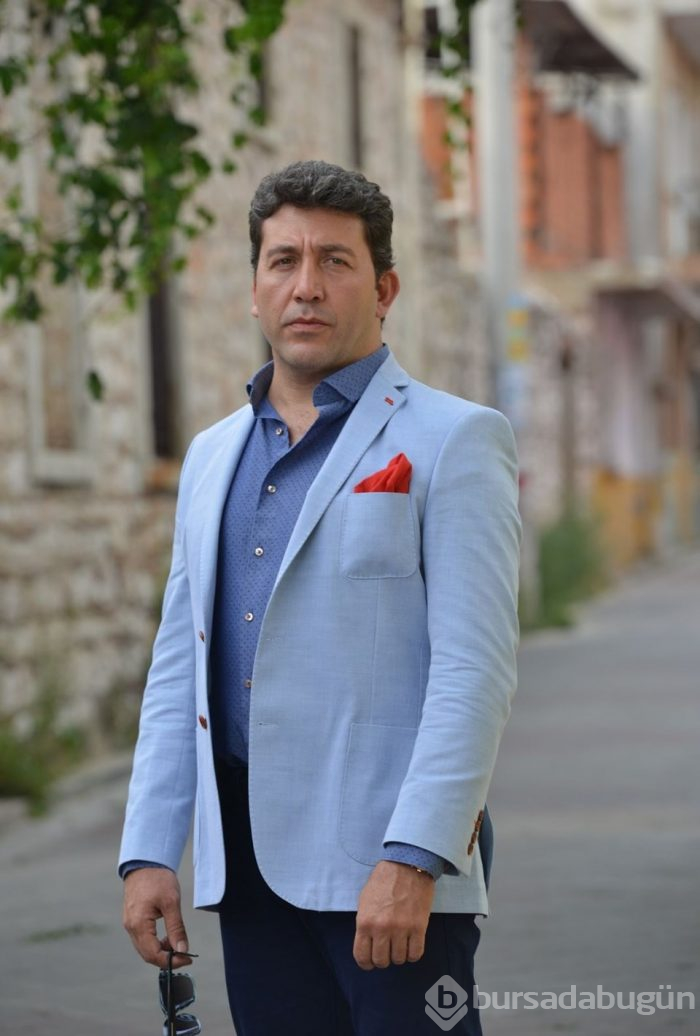 Papağana işkence videosu yayımlayan Murat Özdemir'e tepki yağdı