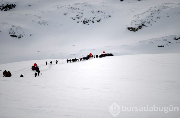 2 bin 700 metrede Yüzme Şenliği (Rize)