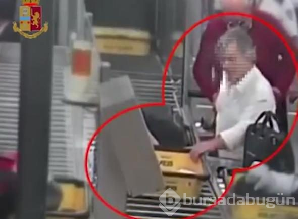 Havalimanında kaptı, tuvalete koştu
