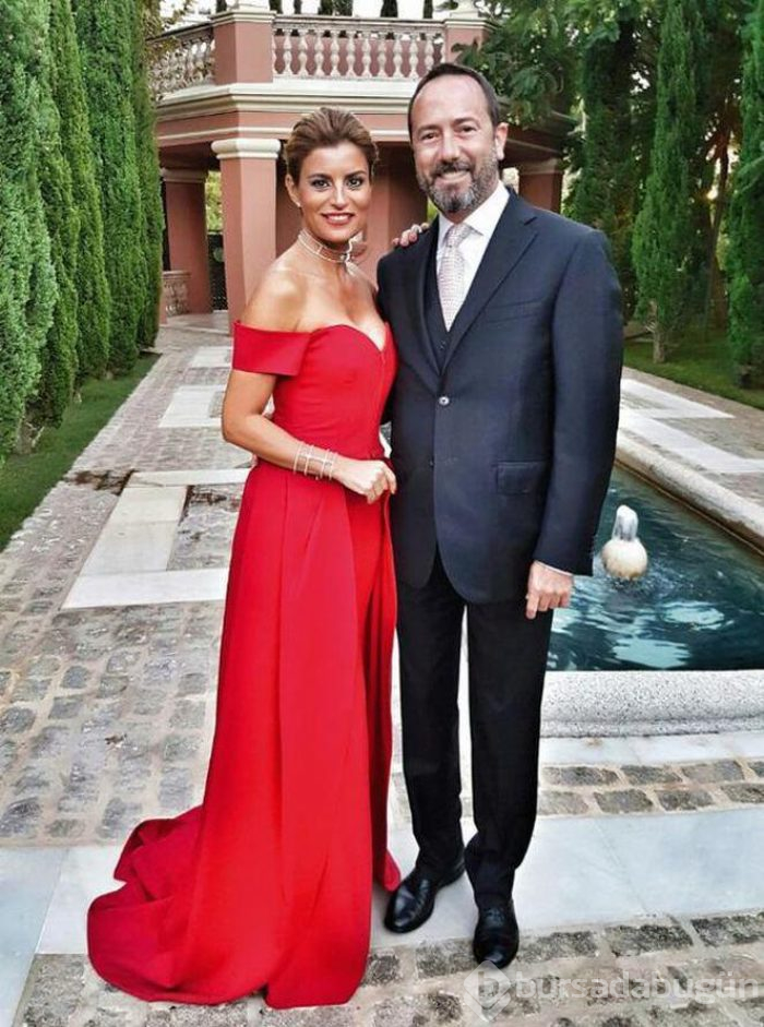 Ece Vahapoğlu'ndan kötü haber!
