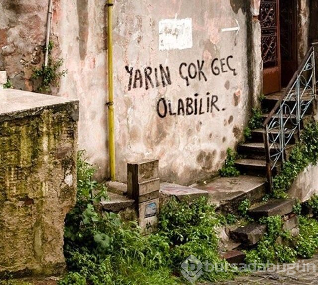 Çukur'da ekrana yansıyan duvar yazıları
