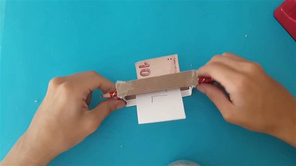 Bu gösterinin sırrını biliyor musunuz?
