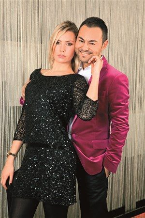 Serdar'dan aşk pozu...
