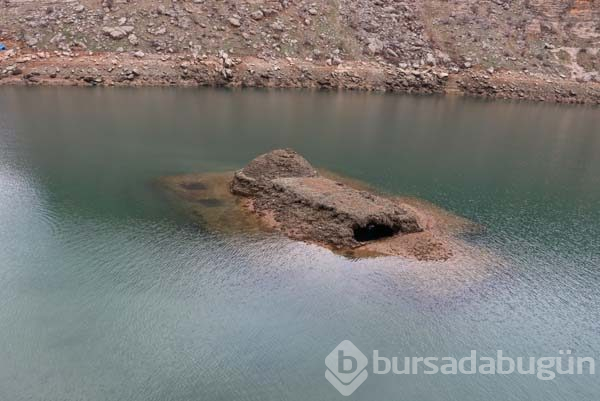 Yıllar önce sular altında kalan köyleri ortaya çıktı
