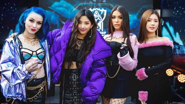 League of Legends karakterlerinin müzik grubu listeleri sallıyor
