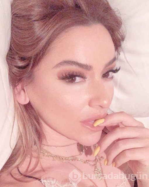 Hadise'den takipçilerini heyecanlandıran paylaşım
