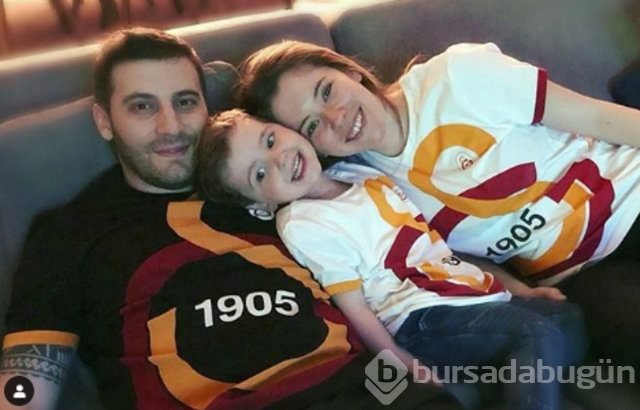 İpek Usta eşi Hakan Usta ile evlilik yıldönümlerini sosyal medyadan kutladı
