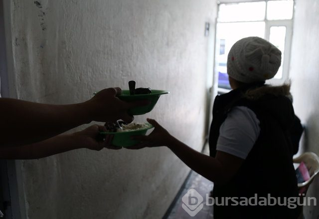 Yüzlerce kilometreyi günlerce yürüyen Venezuelalılar...
