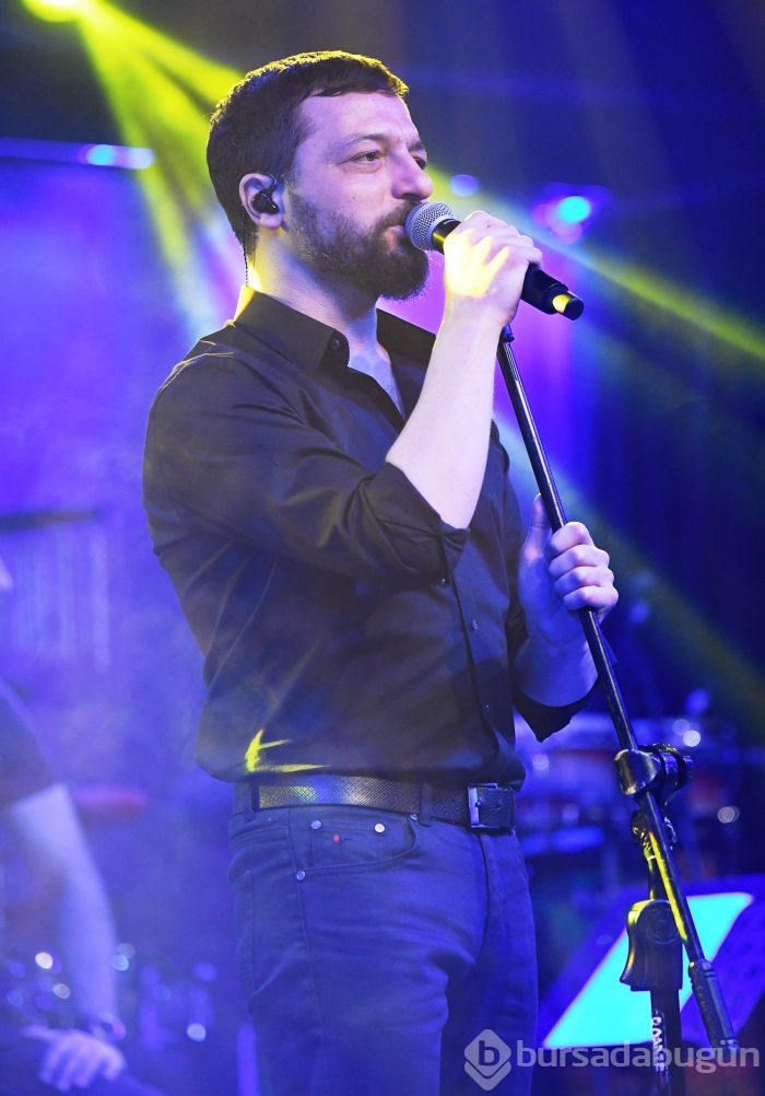 Mehmet Erdem'den modern sıra gecesi tadında konser