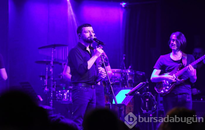 Mehmet Erdem'den modern sıra gecesi tadında konser