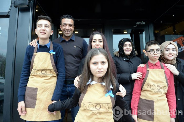 "Müşterilerimiz onların elinden çay içmek istiyor"
