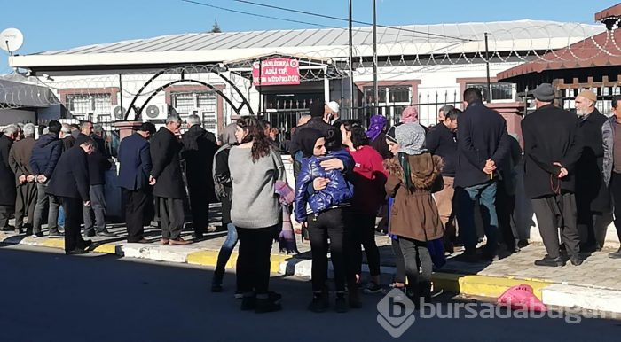 Eniştesinin öldürdüğü öğretmene öğrencilerinden son görev

