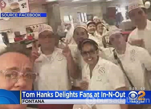 Tom Hanks restorandaki herkese yemek ısmarladı