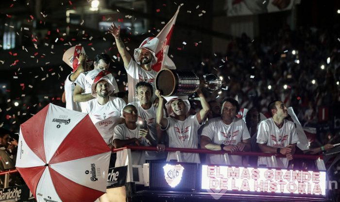 River Plate yurda döndü, Arjantin yıkıldı
