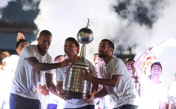 River Plate yurda döndü, Arjantin yıkıldı
