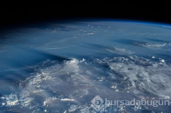 Uzaydan Dünya'ya gönderilen müthiş NASA görüntüleri

