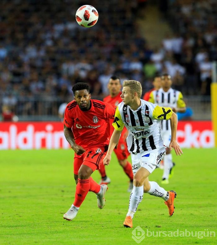 Beşiktaş'ta gidecekler ve gelecekler belli oldu
