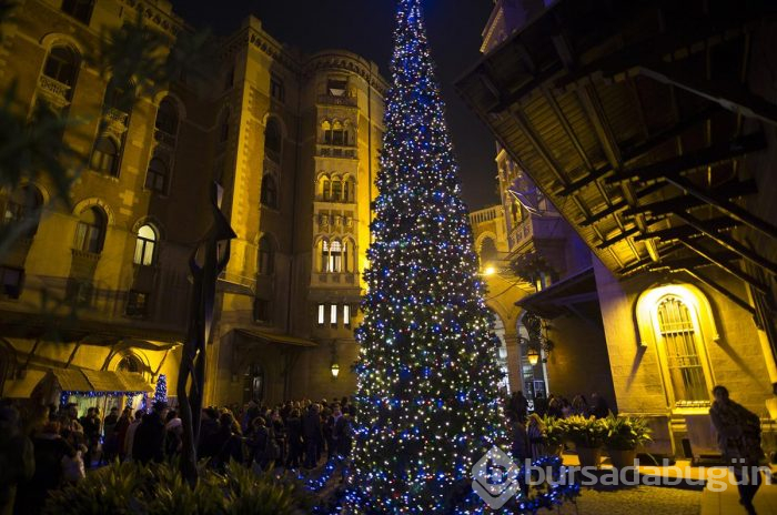 Katolik cemaati Saint Antuan'da Noel'i kutladı
